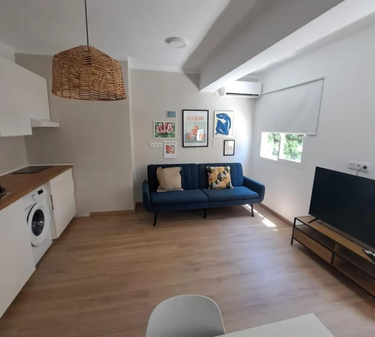 Modern 3Br Near Malaga Center Apartment